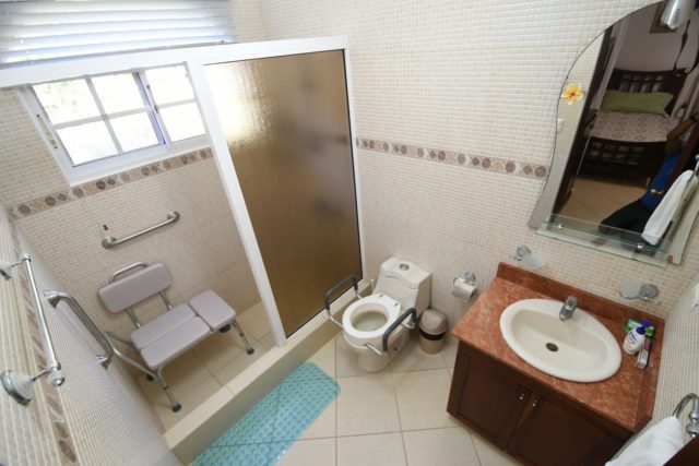 accessible bathroom 2